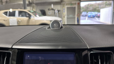 Volvo XC60 2.0 T8 [455] RC PHEV Ultimate Dark 5dr AWD Gtron Estate